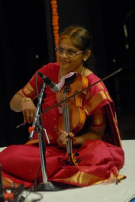 Charulatha Ramanujam with violin