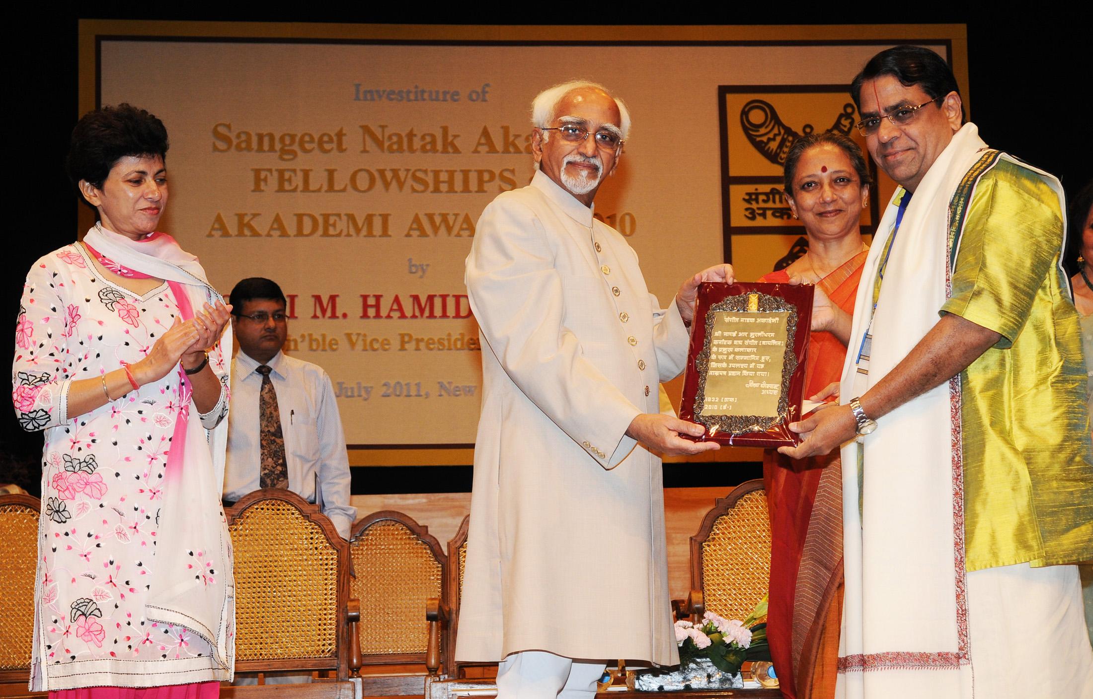 Nagai Muralidharan receiving the Sangeet Natak Akademi Award